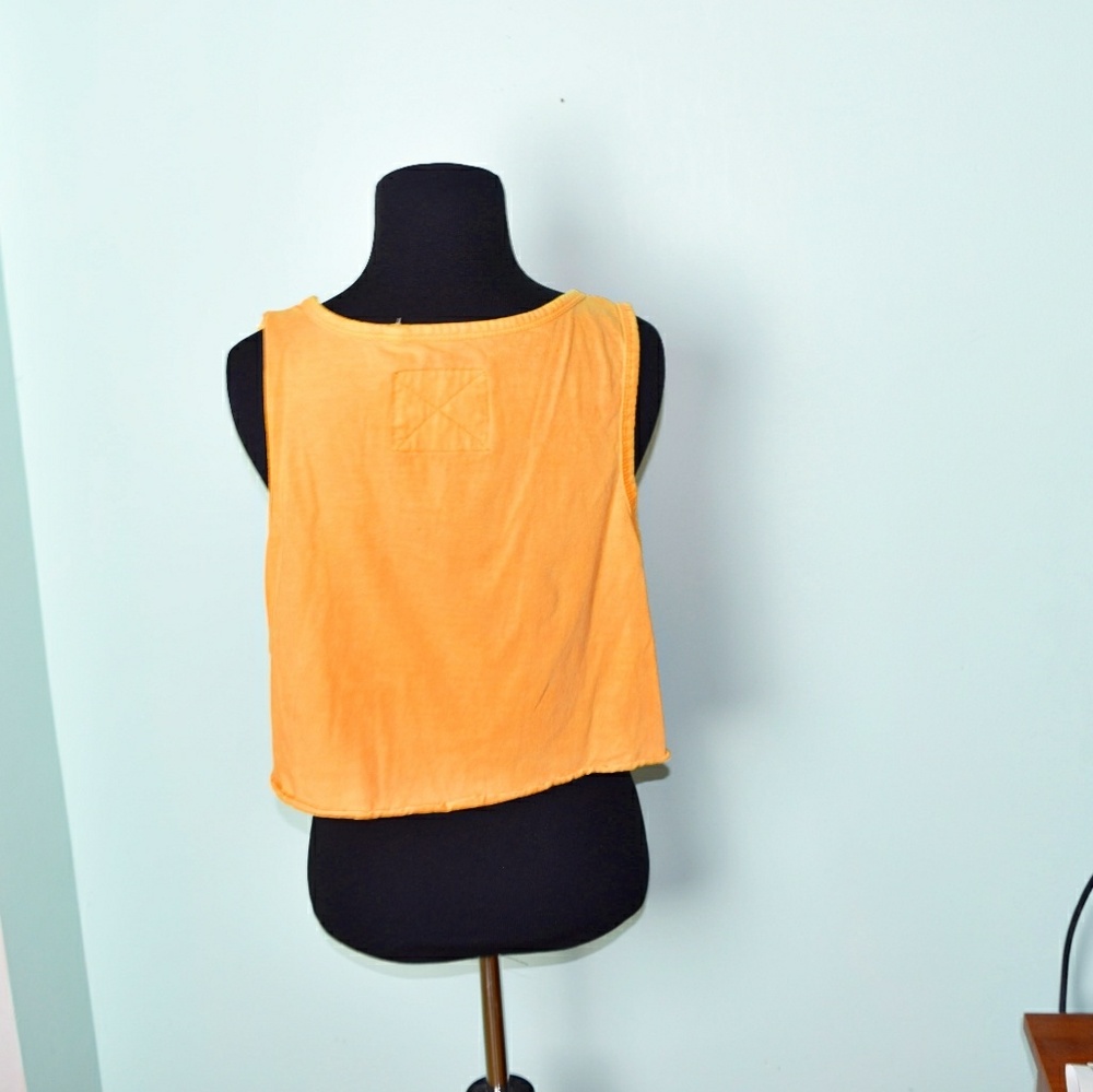 Adorable Atlantic Beach Flowy Crop Top - Picture 2 of 2